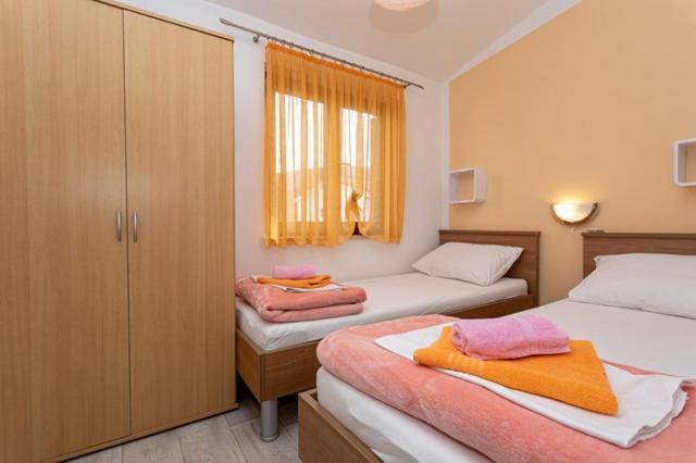 Apartments Marinko Baska  Bagian luar foto