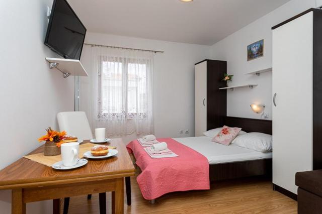 Apartments Marinko Baska  Bagian luar foto
