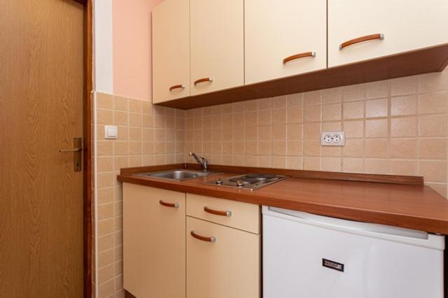 Apartments Marinko Baska  Bagian luar foto